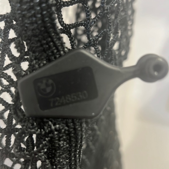 BMW OEM 3 series 4 series cargo net - Picture 2 of 3